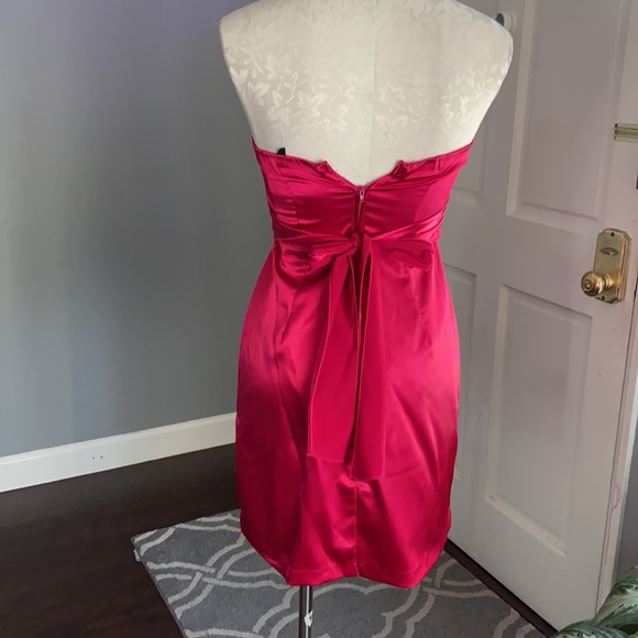 Teeze Me Strapless Fuchsia Cocktail Dress - Picture 5 of 8